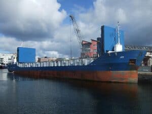 Cargo Ship - Irlanda