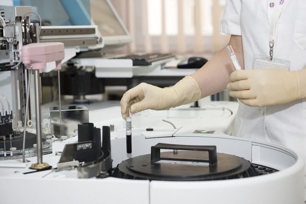 Industria del farmaco e biomedicale